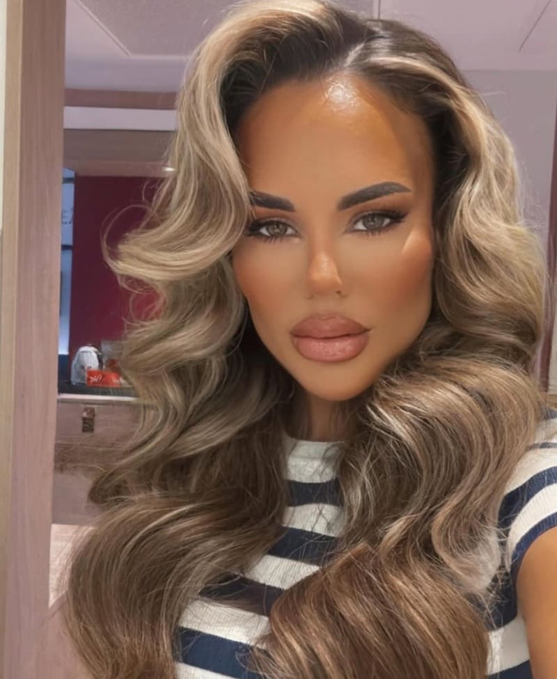 Chantelle Selfie