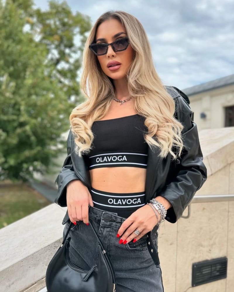 Gina in sexy outfit