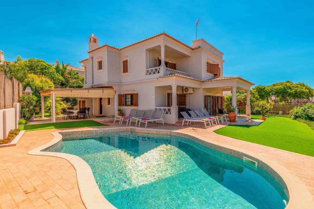 Villa FT
