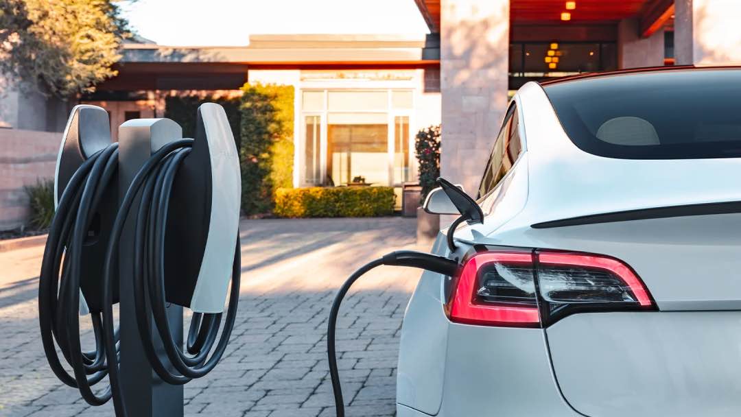 Auto aan oplader elektrische wagen batterij