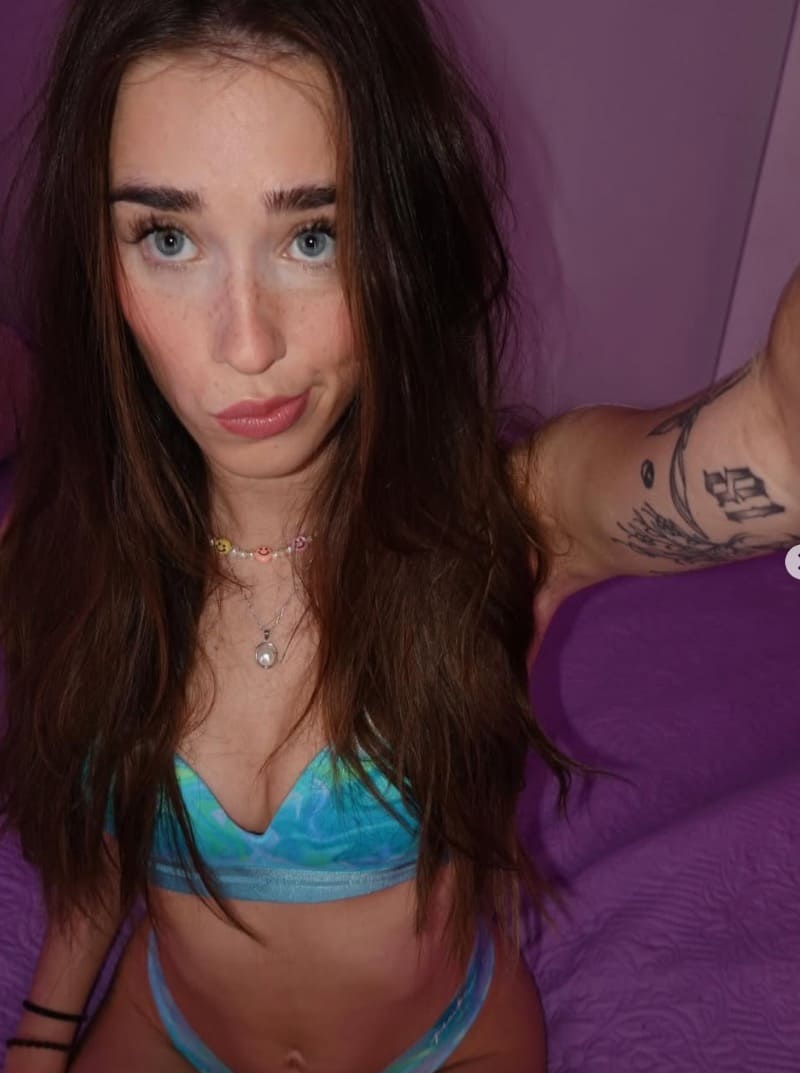 Livinia neemt selfie