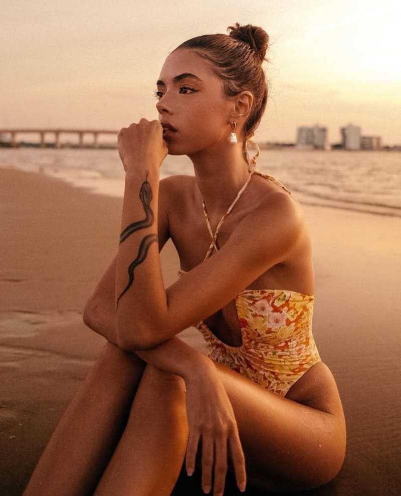 Babe op strand