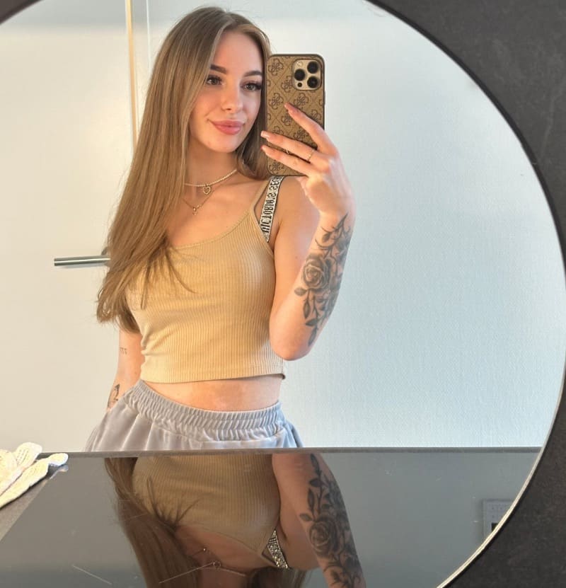 Babr in sexy topje