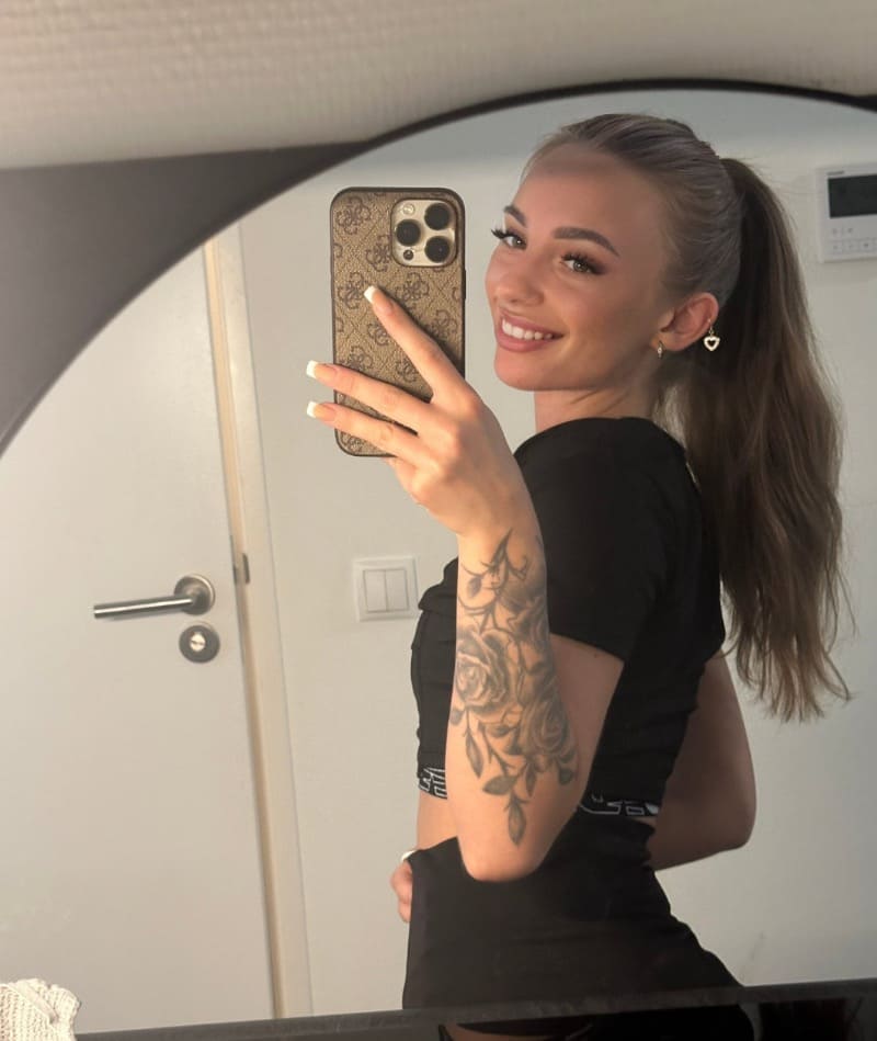 Babe met staartje