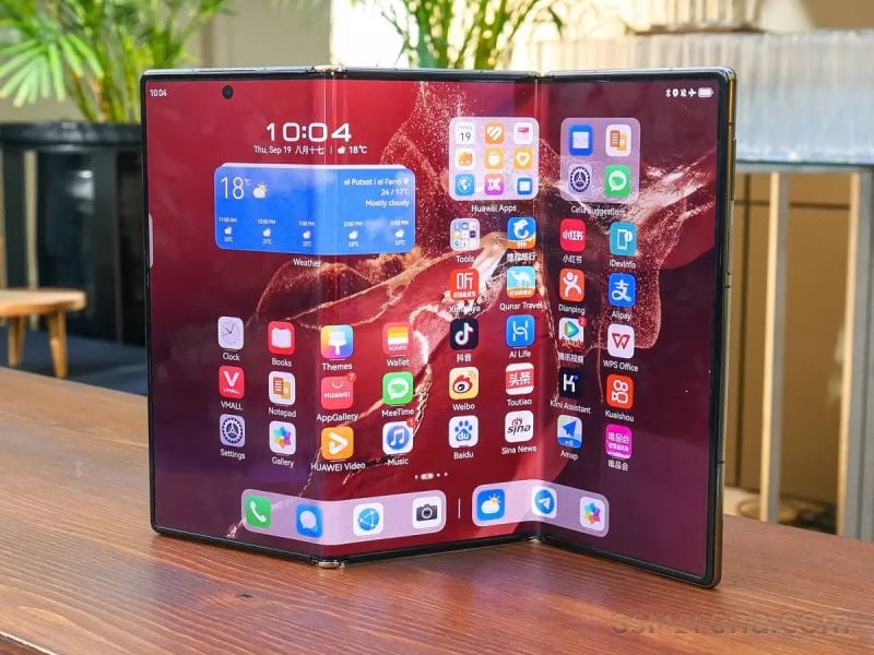 Huawei tri-fold