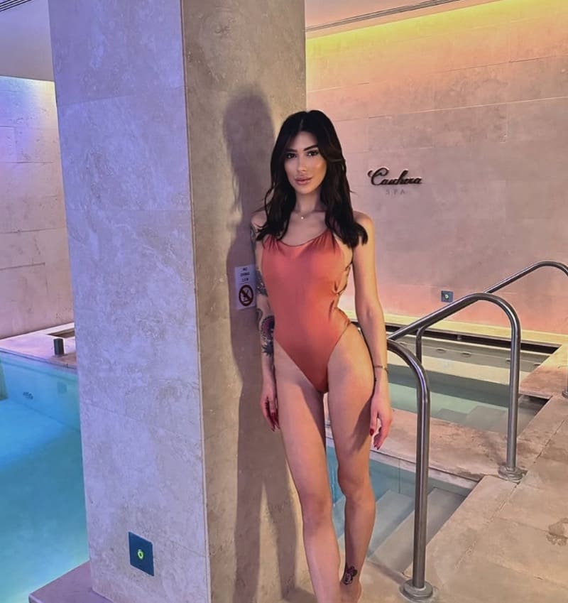 Carol in sexy lingerie