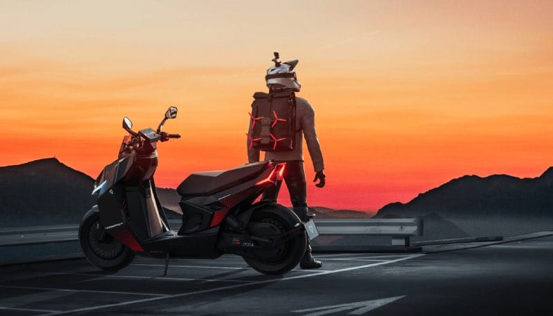 Tesseract E-scooter