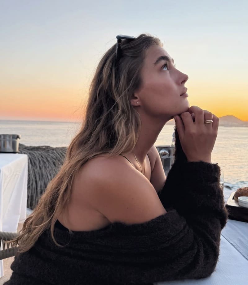 Marie met mooi uitzicht