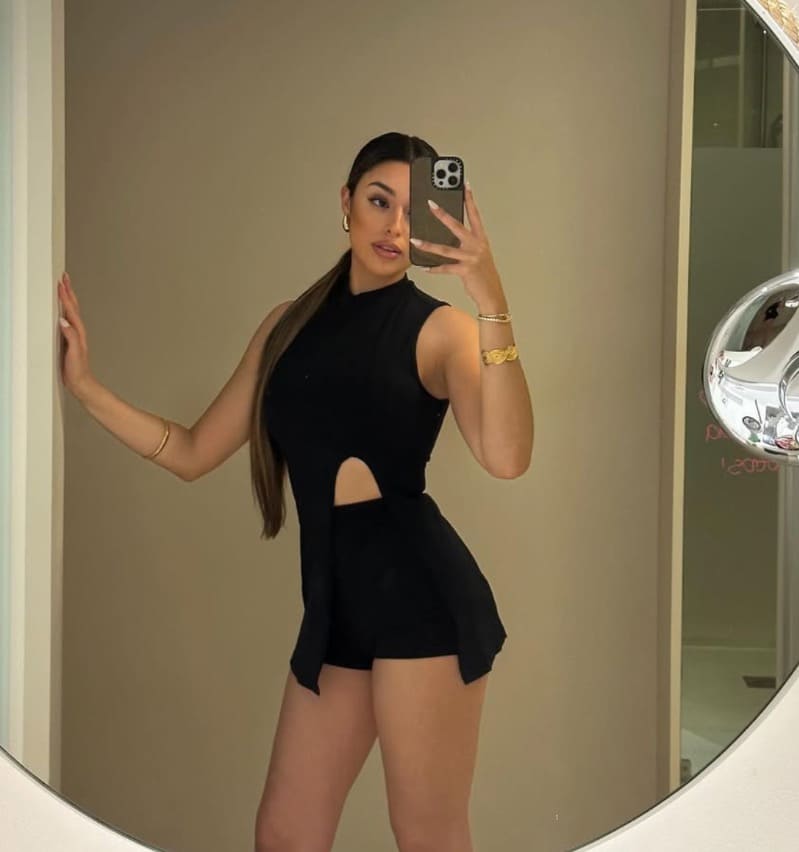 Babe in kort rokje
