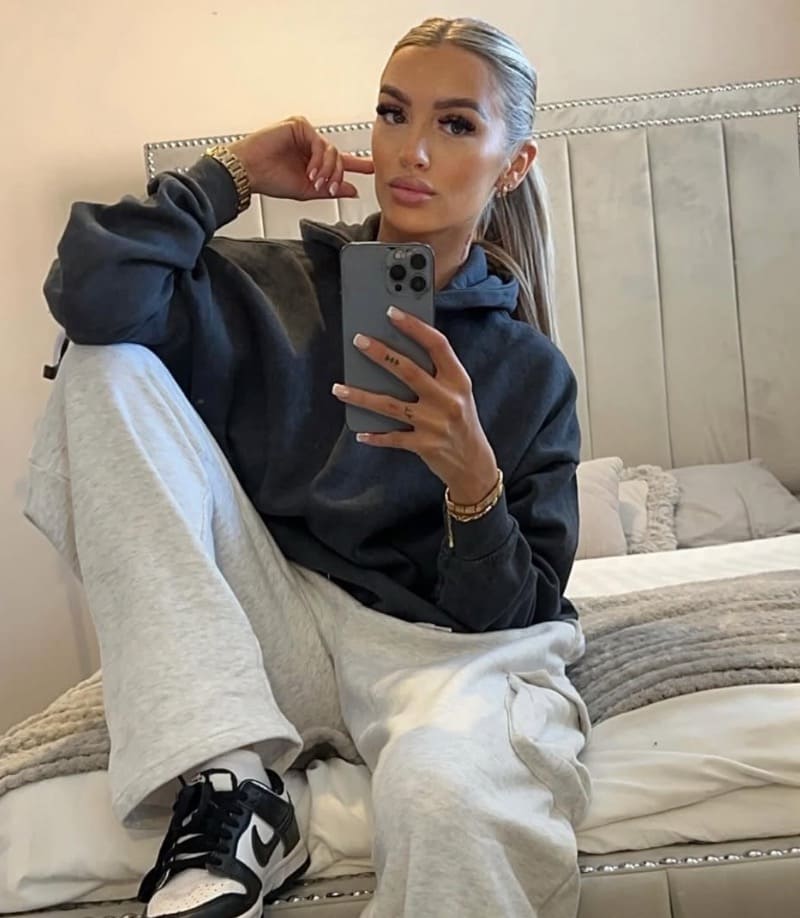 Sexy dame in coole outfit