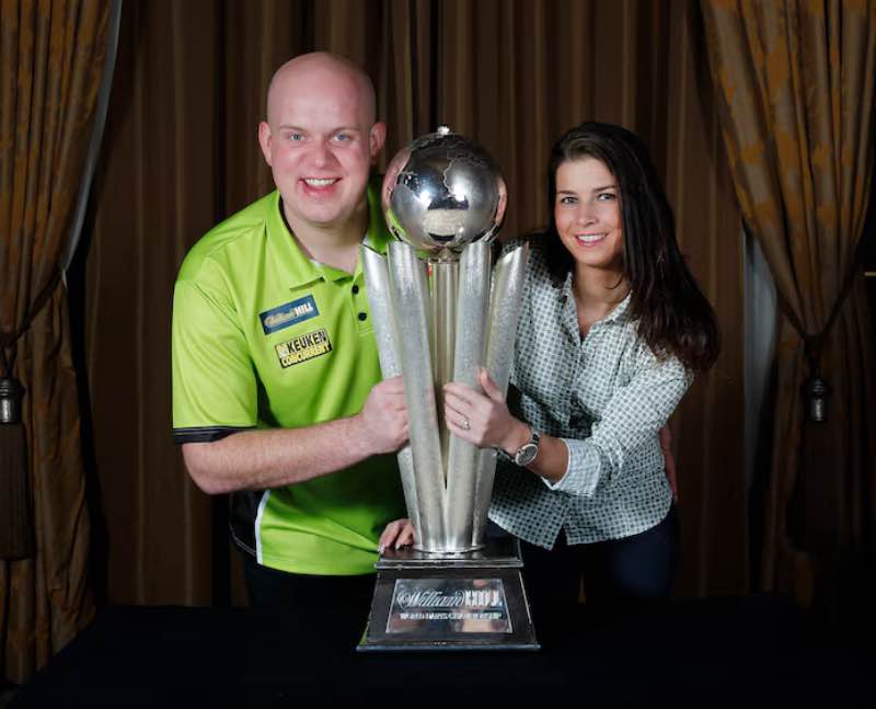 Michael van Gerwen en vrouw 