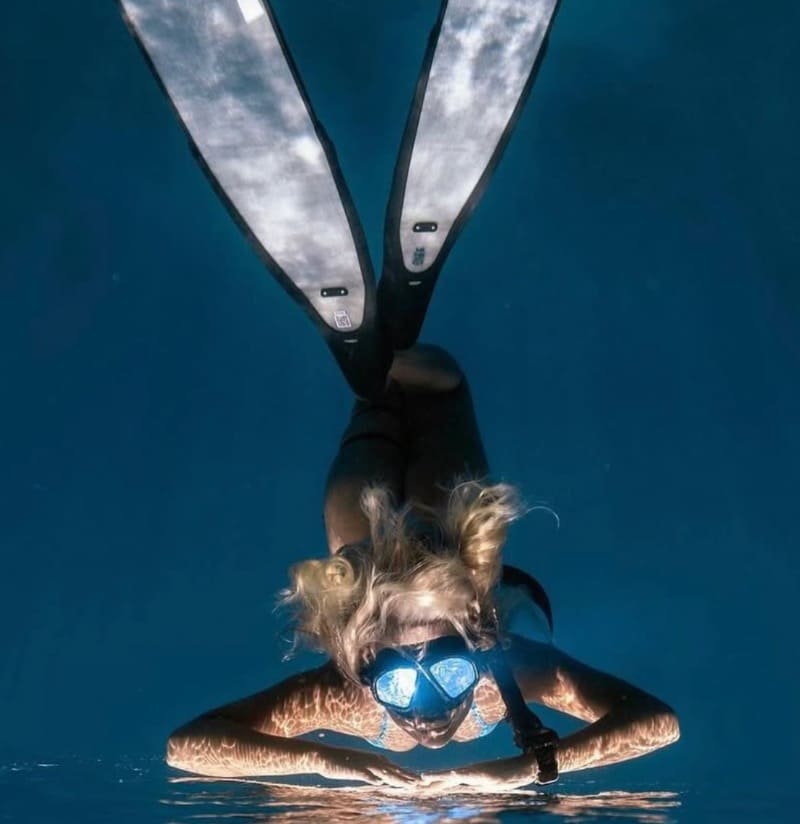 Nicole onder water
