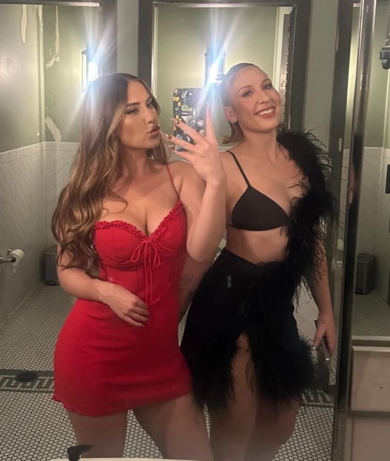 Kristina in sexy kort jurkje
