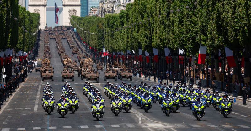 Bastille dag op champs d'elysee