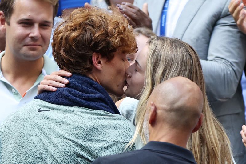 Jannik Sinner kust dame