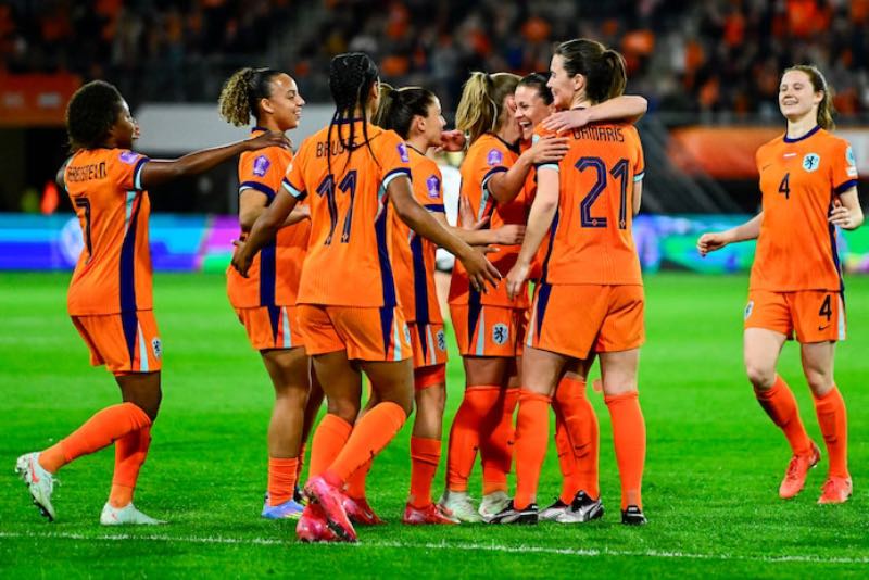 Oranje Leeuwinnen FT
