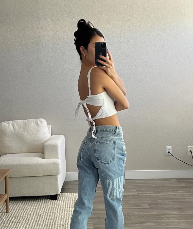 Babe in jeans