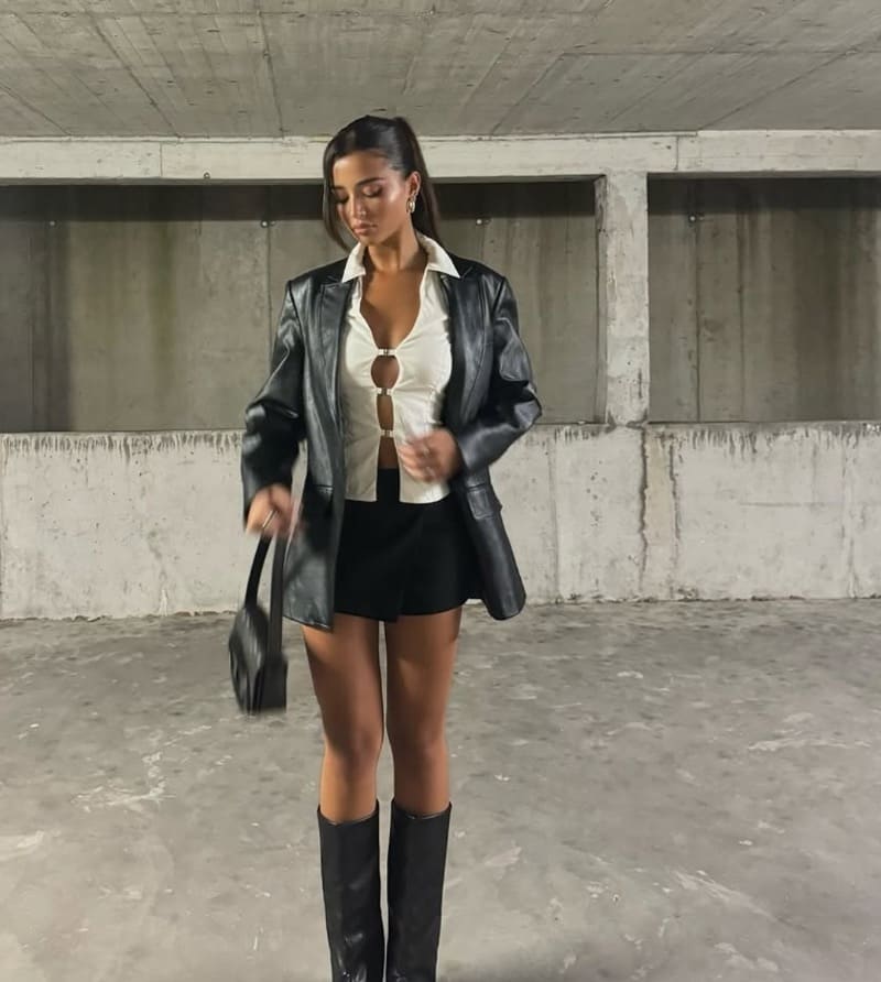 Sexy dame en kort rokje