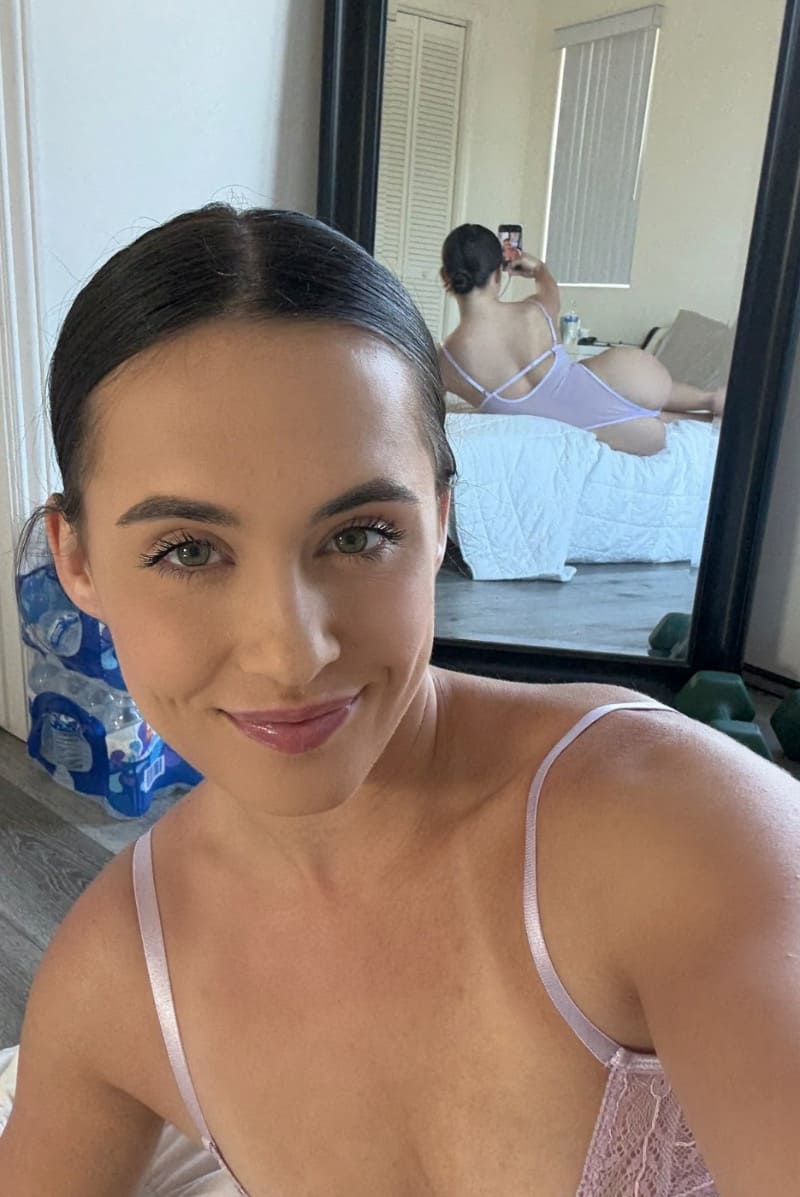 Daisy in mini lingerie setje