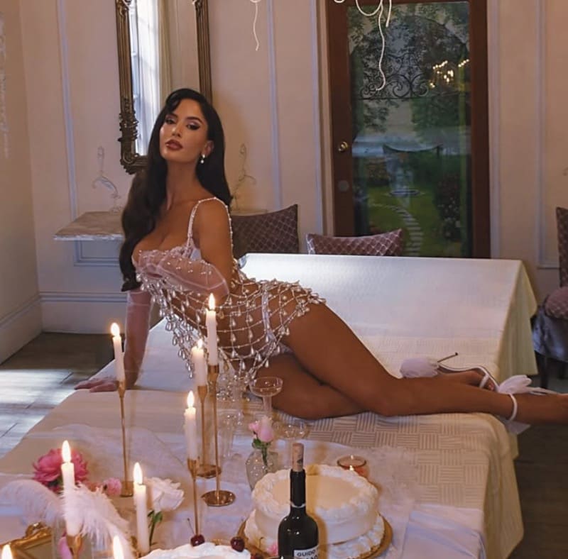 Natalia in sexy lingerie