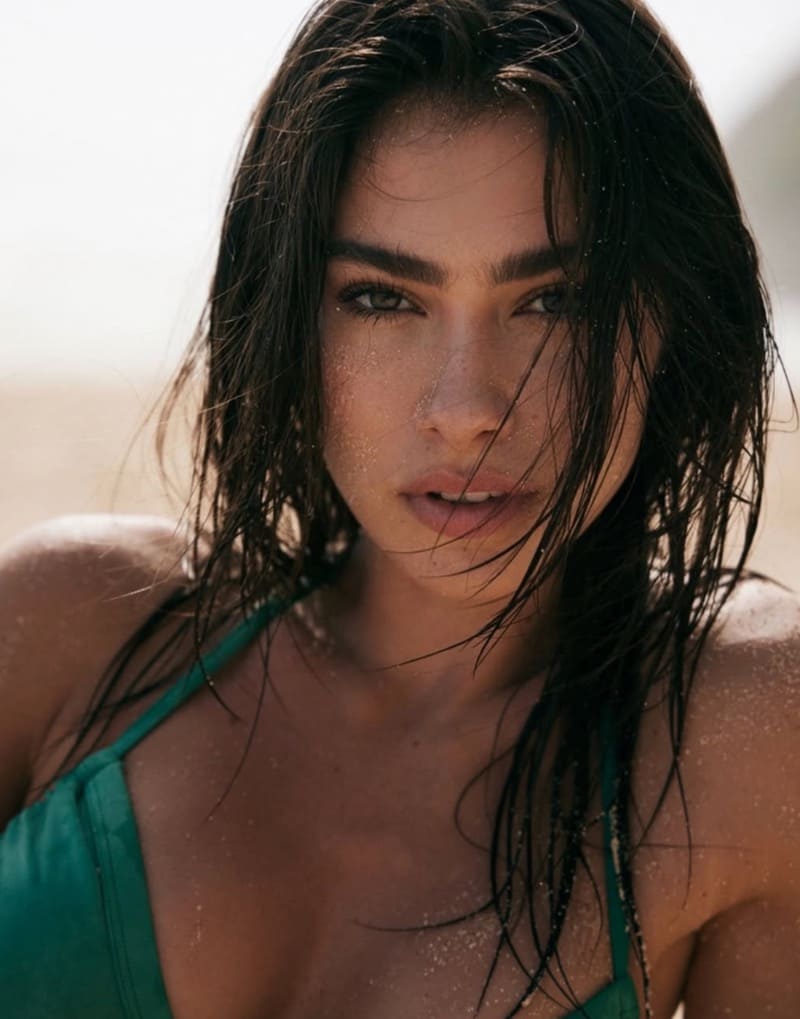 Gabrielle neemt selfie