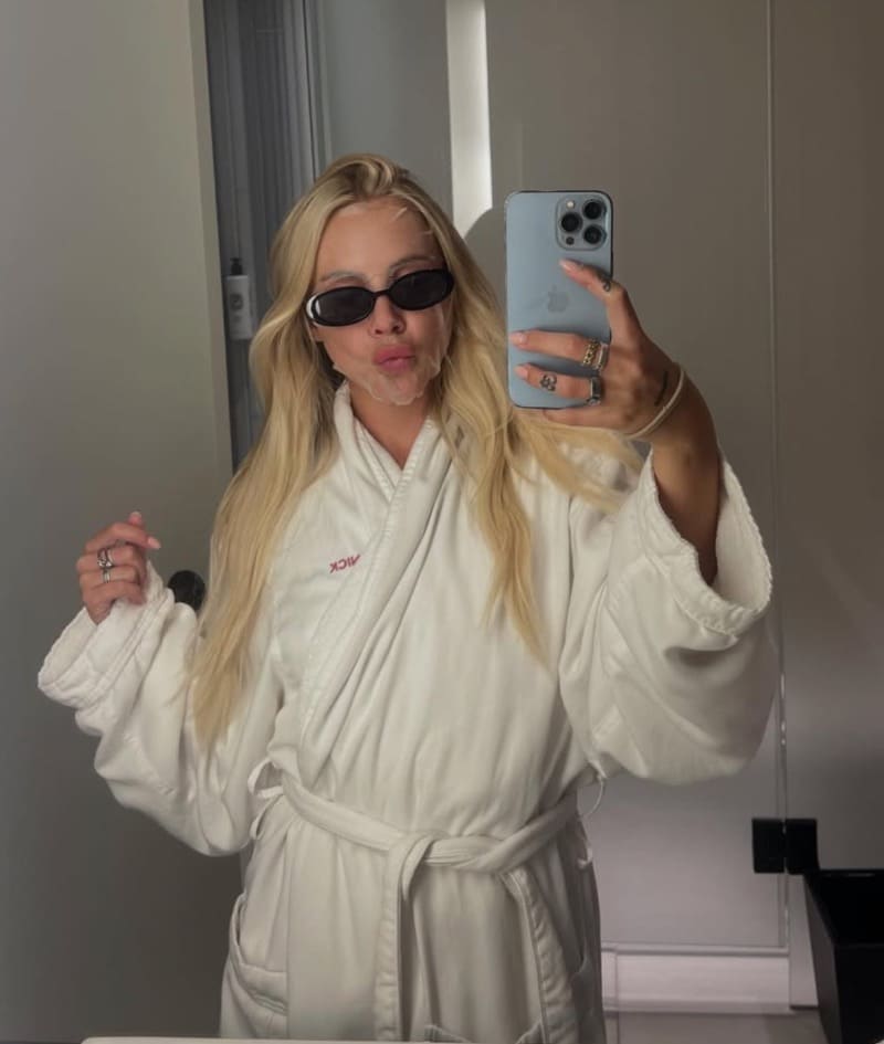 Sexy dame in schoonheid salon