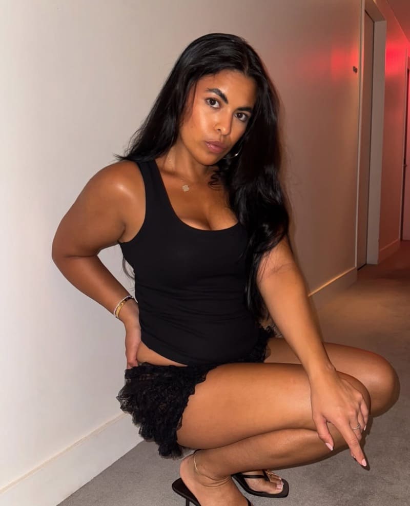 Rakita in zwart topje