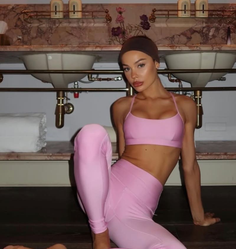 Babe in sport kleding