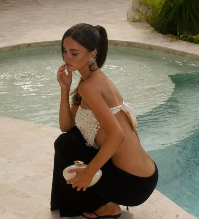 Babe met dikke billen