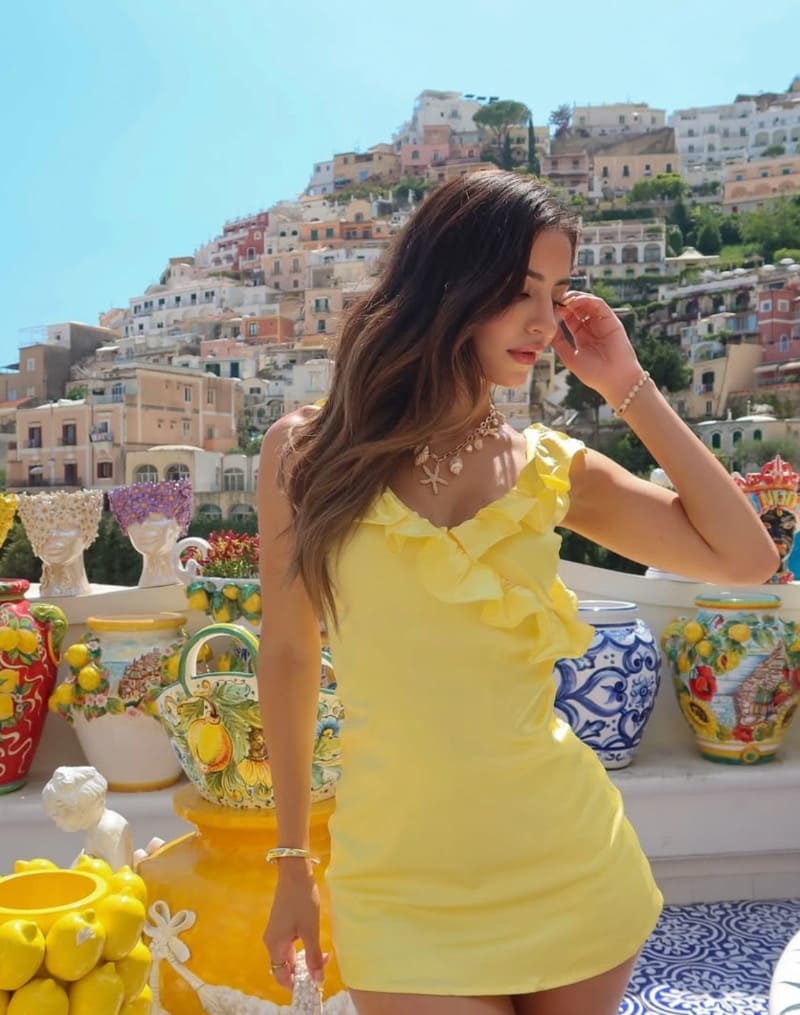 Lekker ding in mini jurkje