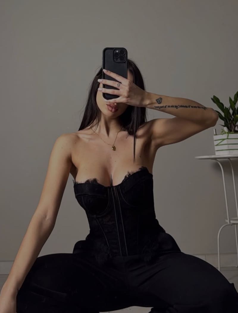 Babe met dikke tieten