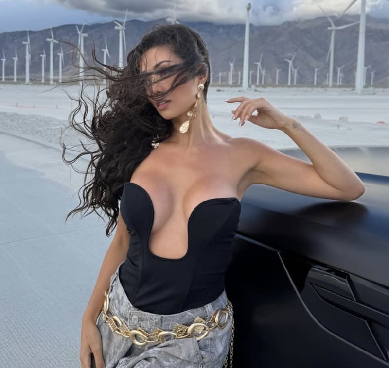 Lekker ding met dikke tieten