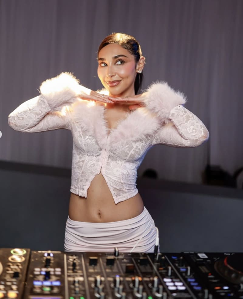 Chantel als DJ