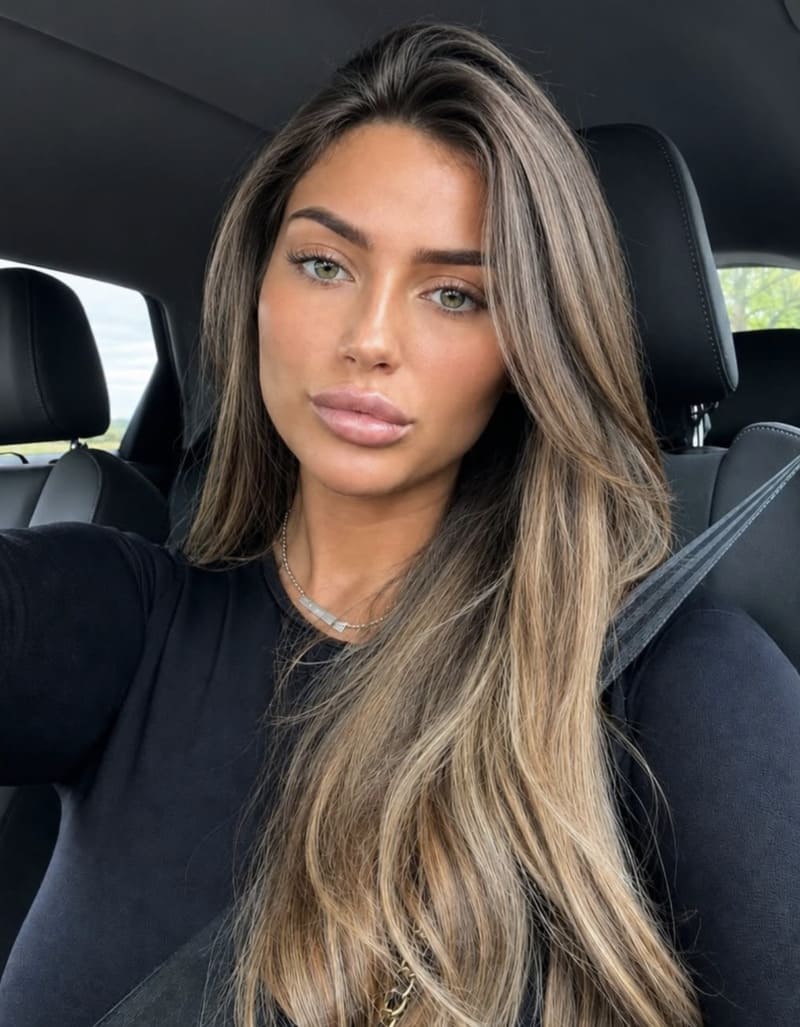 Amy in auto
