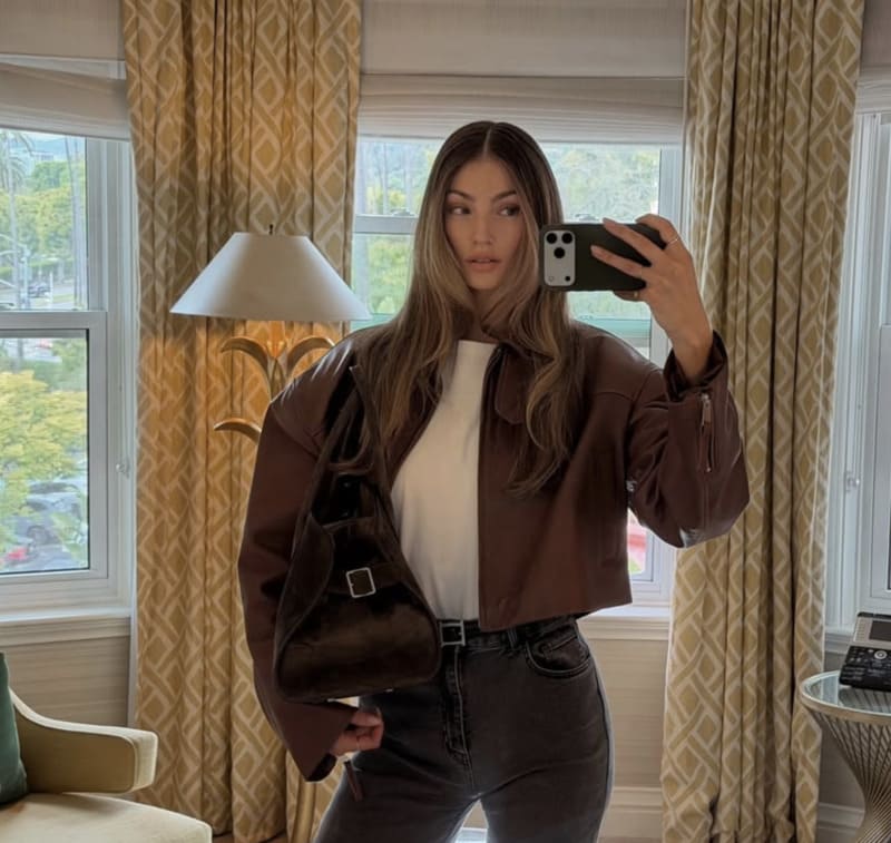 Babe in cool topje