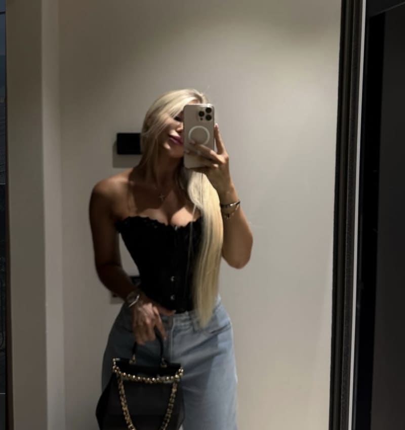 Natali in sexy outfit