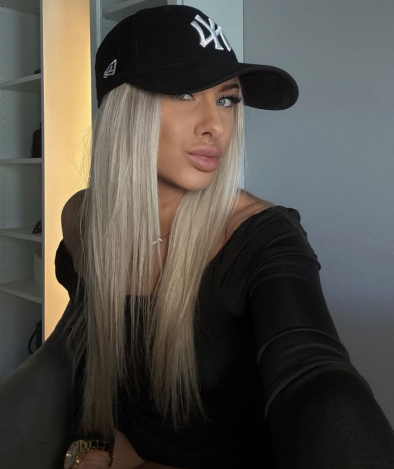 Julia in sexy outfit