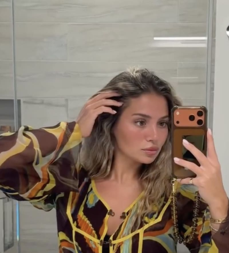 Amara in spiegelselfie