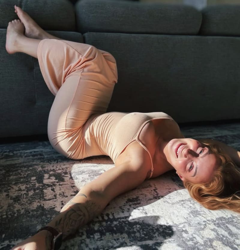 Christine in sexy jurkje