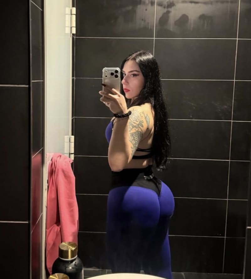 Miriam in sport kleding