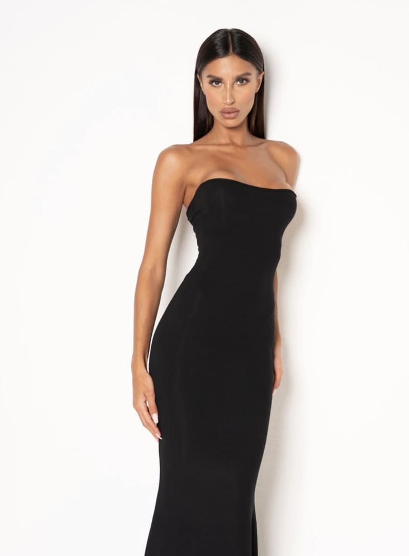 Shahaf in sexy lange jurk